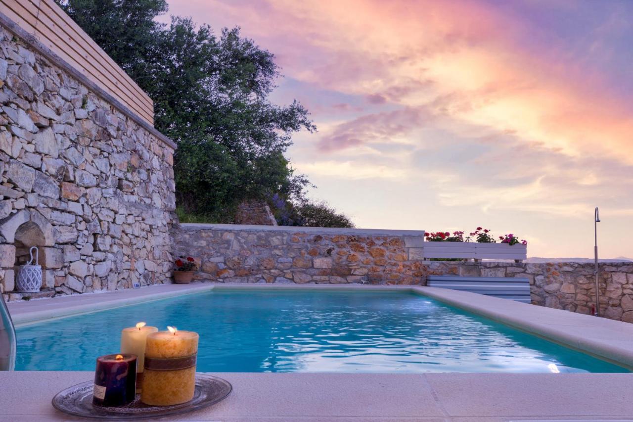 Olga'S Filoxenia - Villa Aladanos-Private Pool And Heated Jacuzzi Makhairoí Esterno foto